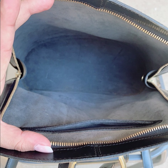 Louis Vuitton Gobelins Backpack - Picture 5 of 9